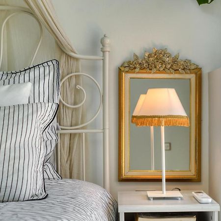 Luxury Apartments Zeas ピレウス エクステリア 写真