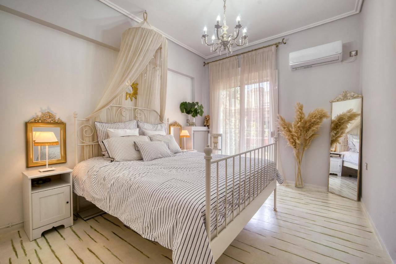 Luxury Apartments Zeas ピレウス エクステリア 写真