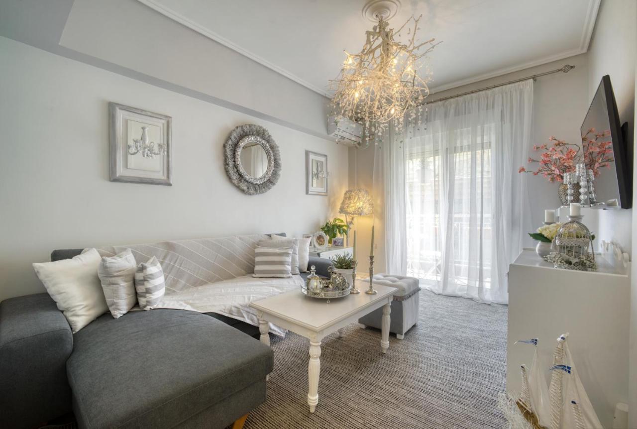 Luxury Apartments Zeas ピレウス エクステリア 写真