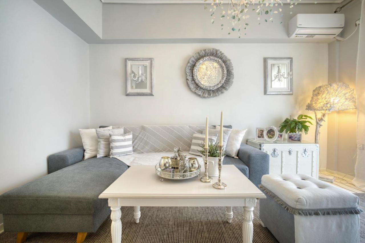 Luxury Apartments Zeas ピレウス エクステリア 写真