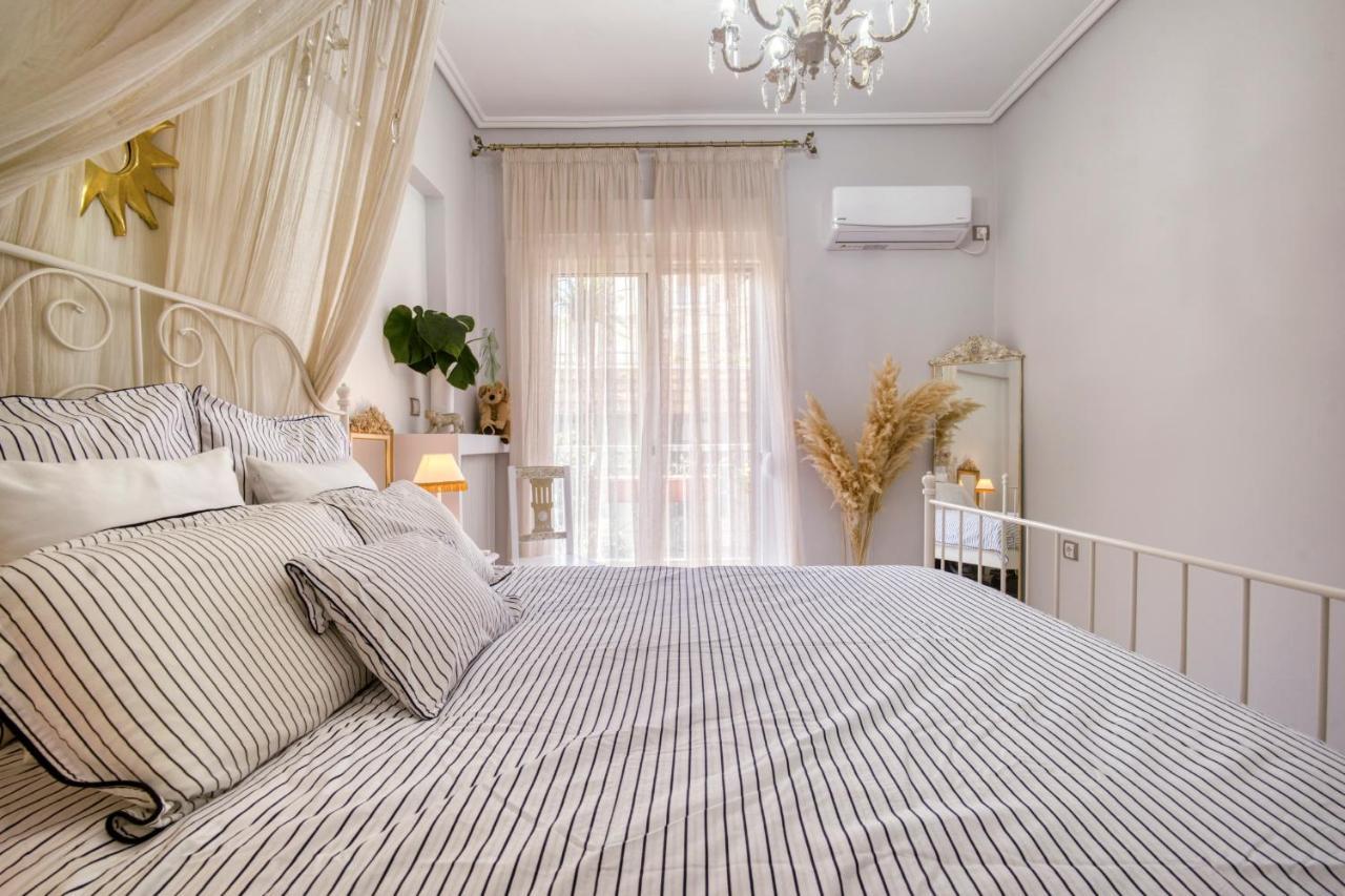 Luxury Apartments Zeas ピレウス エクステリア 写真